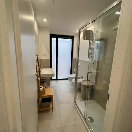 Апартаменты Likehome Portareno Monolocale Exclusive - 4 Pxs